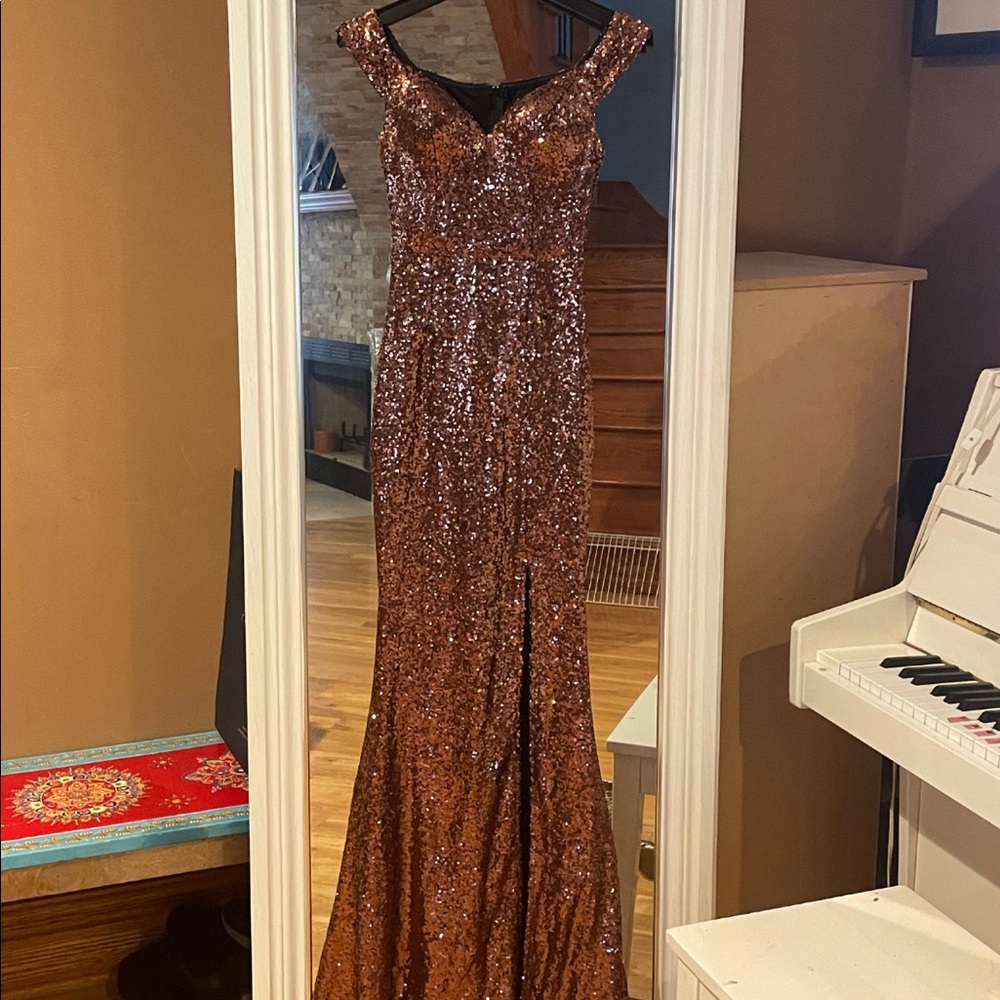 Windsor Delilah Formal Sequin High Slit Dress